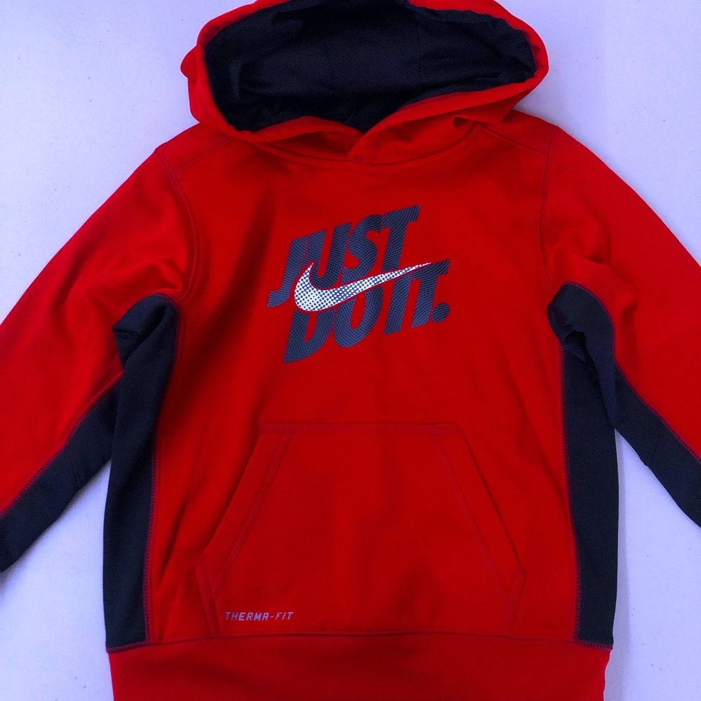 Nike. Just Do It. Therma-Fit Pull Over Hoodie.